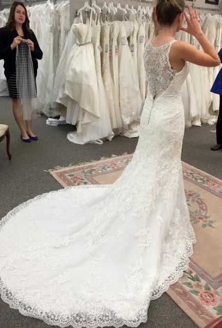 YAY my dress came in. Pictures from my first fitting