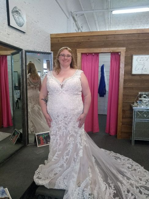 So Im plus size !!! wedding dress shopping ! 2