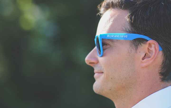 Wedding favor show off