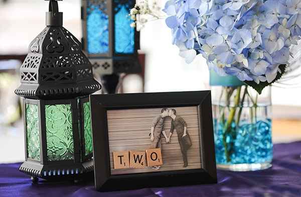 Does anybody DYI wedding flower center pieces?