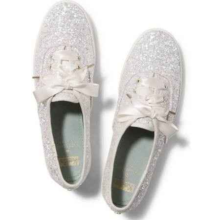 Show us your Bridal Shoes!!