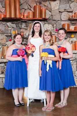 bridesmaid dresses!!?? pictures puh-lease!