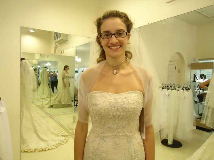 Are you wearing/did you wear a necklace?