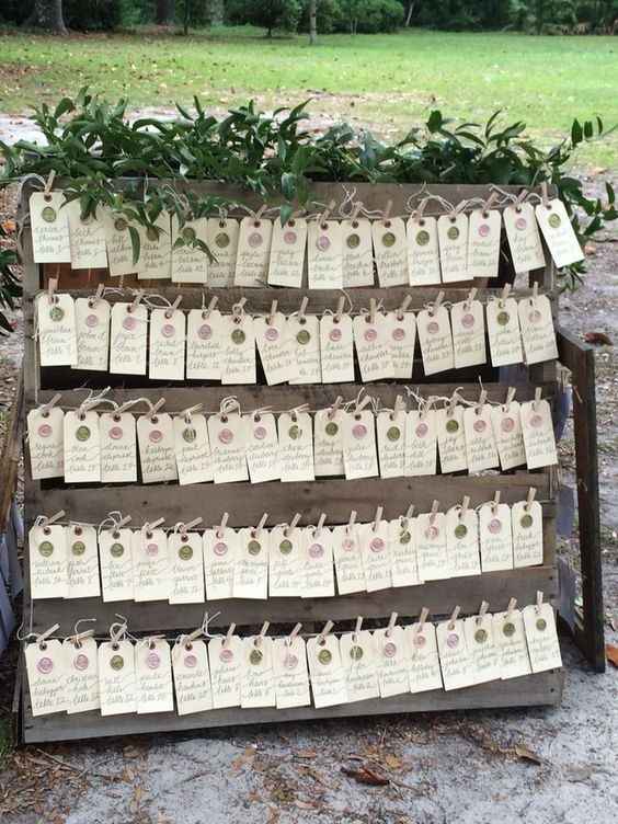 escort cards display 