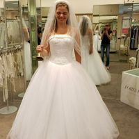 Ladies! Show me your dresses! I