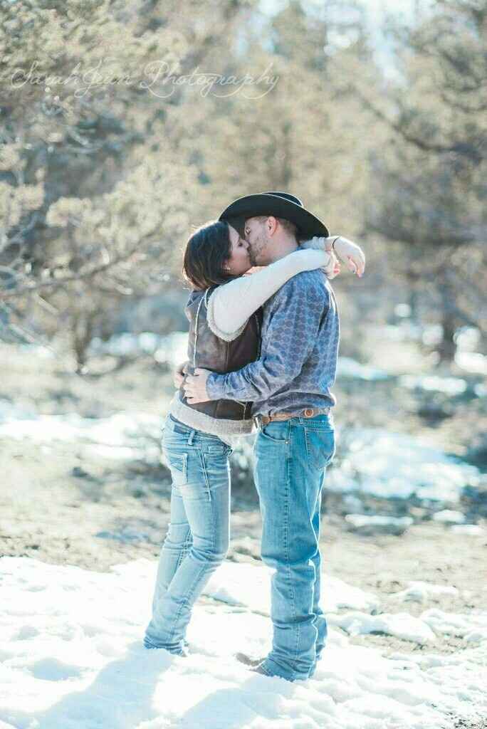 Engagement pictures are in!!