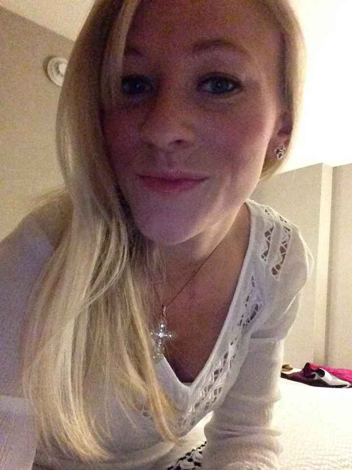 "Drop it like its HOT..." (Selfies)