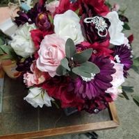 Fake flower bouquet