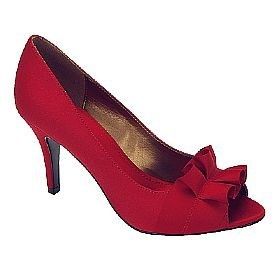 Bridesmaids Shoe Color I need some help Please