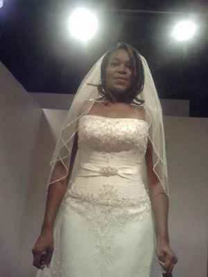 I got my dress!!! Yah *Pics*