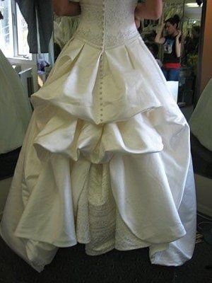 What DON'T you like about wedding dresses?