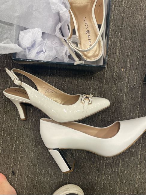Help me choose which shoes to wear on my wedding day 1