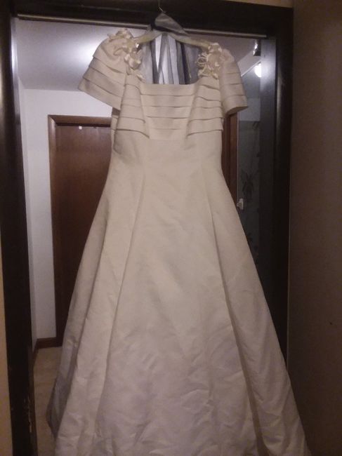 Wedding Dress Silhouettes! Ballgown, Mermaid, or Sheath? 13