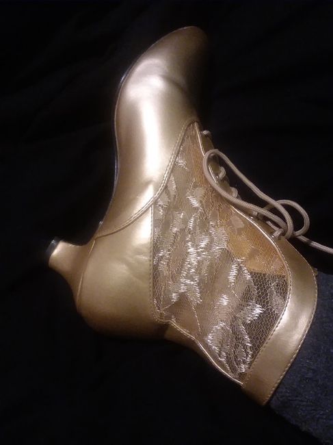 Another post about wedding shoes. Show me yours! 2