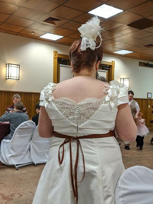 Any Plus Size Brides Out There? 4