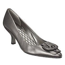 im on a mission......to find shoes