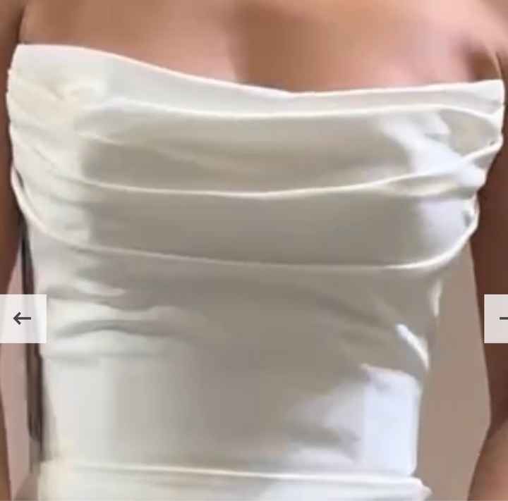 Hanging neckline away from sweetheart. - 2