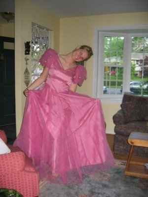 Got some bad pics of dresses?