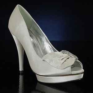 Looking for ivory 5 inch heels