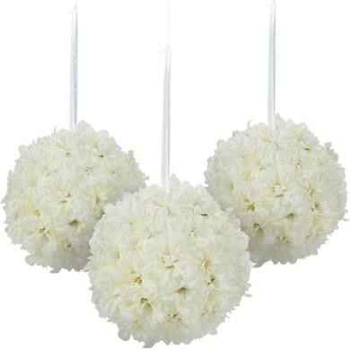 kissing balls
