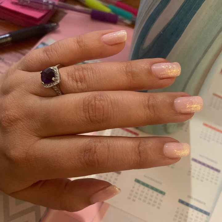 How are you doing your nails? - 1