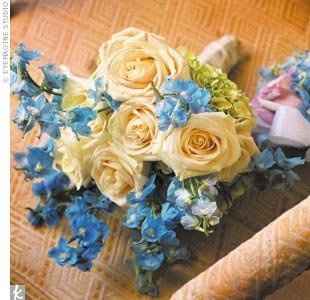 Beach Brides- Flowers?