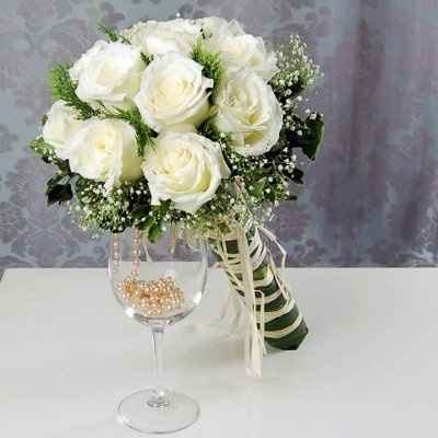 Beach Brides- Flowers?