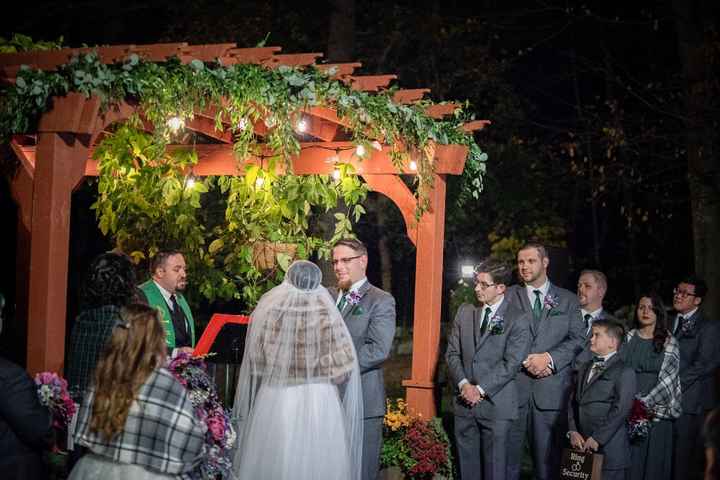 it was a cold night, I'm glad I had my grandmothers 1950s fur wrap to wear