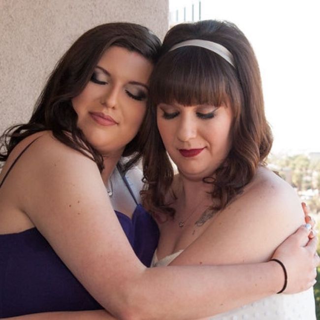 Let me see your wedding day hair!