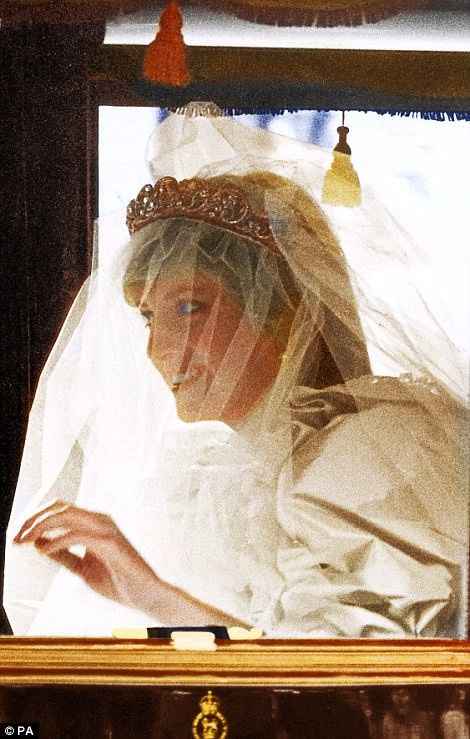 Cathedral Veil at Alter - 4