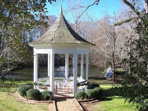 Need Opinions on Ceremony Location - 9