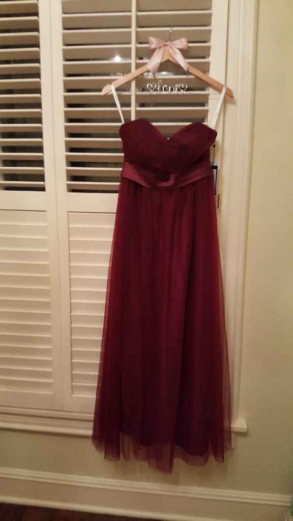 Burgundy & Blush Pink Decor - 4