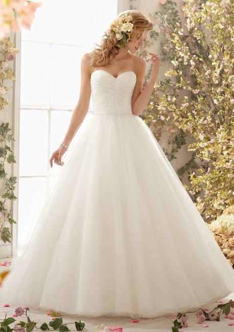 Spin off: describe your dress in three words AND include a picture!