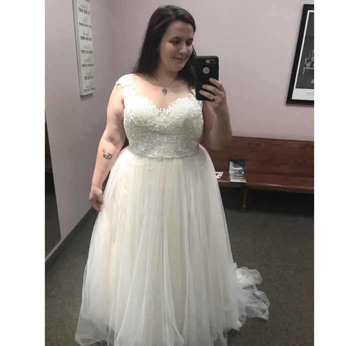 Where are all my “thicker” brides at? - 2