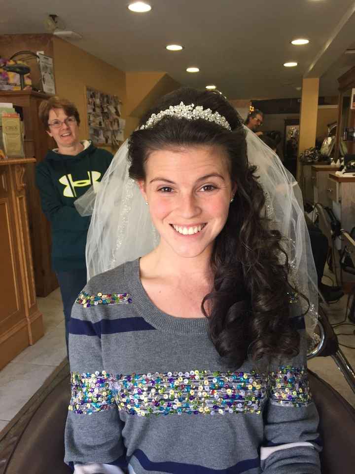 Show me your wedding hair