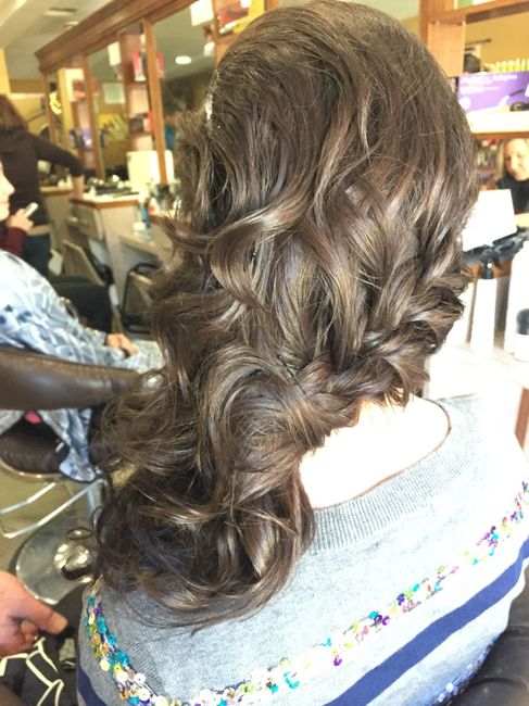 Show me your wedding hair