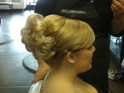 Hair and makeup trial! Pics!
