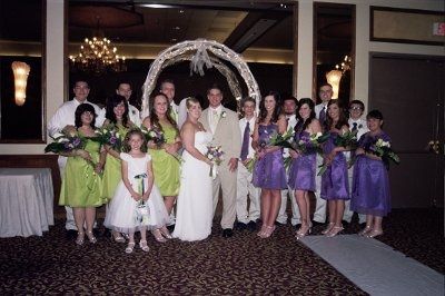 Thoughts about very young (under 23) brides? Wanna share ideas?