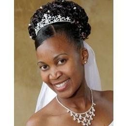 Is it OK to wear the wedding hairdo before the wedding day?