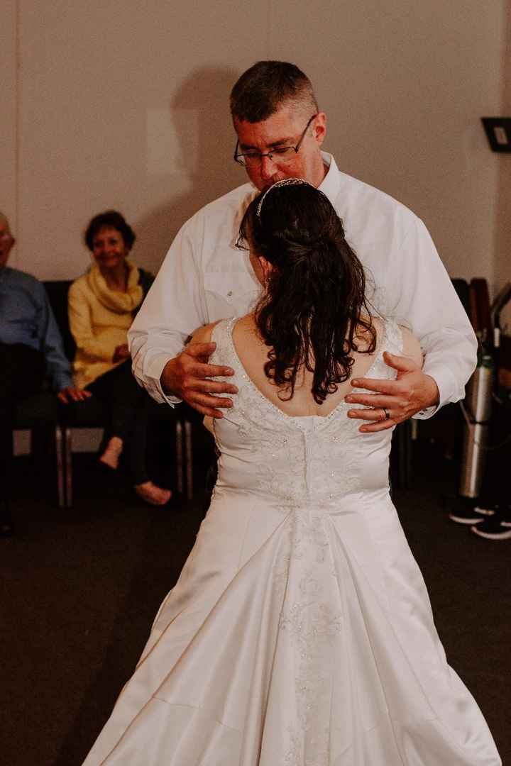 Me and my hubbies first dance!!