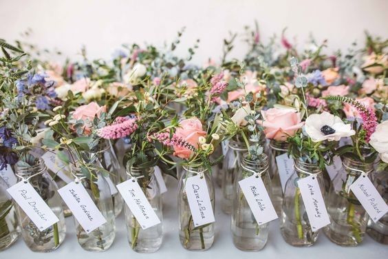 Escort cards/favors 1