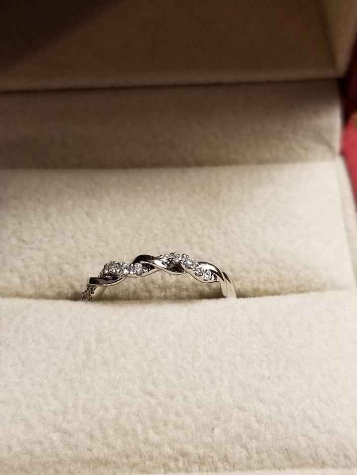 Show me your "plain" wedding bands! 💍 - 1