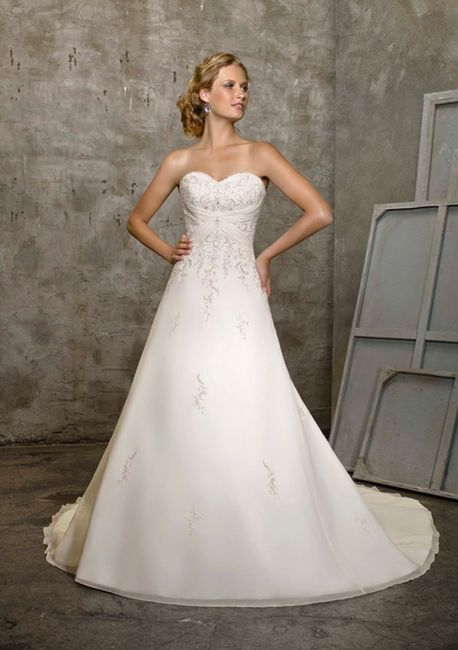 Here's my dress!! What do you guys think?