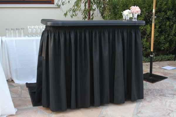 Serving beverages at a venue with no bar?! - 1