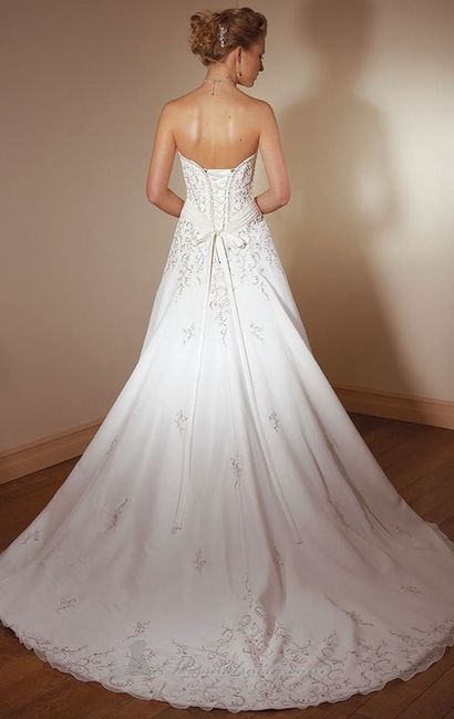 Here's my dress!! What do you guys think?