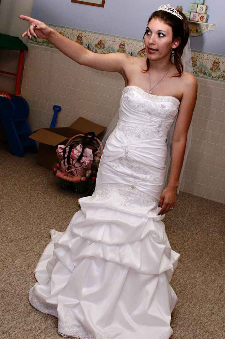 I HAVE MY PRO PICS!  *link to all of them added*