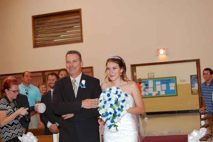 Been married for a week now :)  UPDATE!: Pictures!