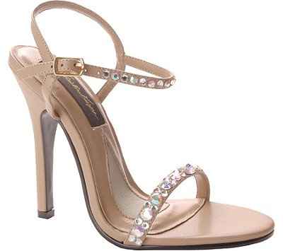 What type of shoes will look best? Thoughts please