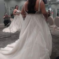 How to style a dark champagne wedding dress? - 2
