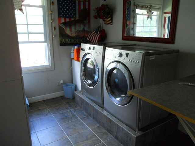 NWR: Looking at a few houses tonight! (updated page 2)